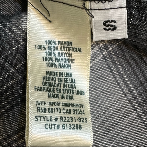 Cloth & Stone Black Gray Plaid Frayed Hem Button Down Shirt Size Small - Picture 7 of 11